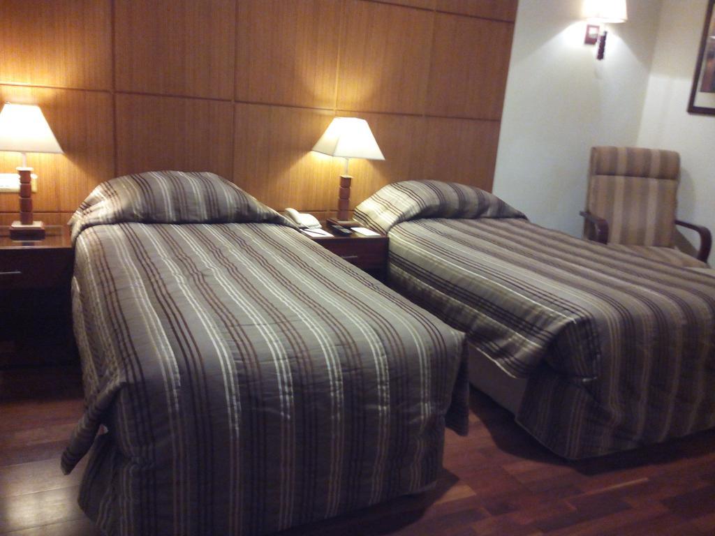 Hotel The Ocean Pearl Retreat à New Delhi Chambre photo